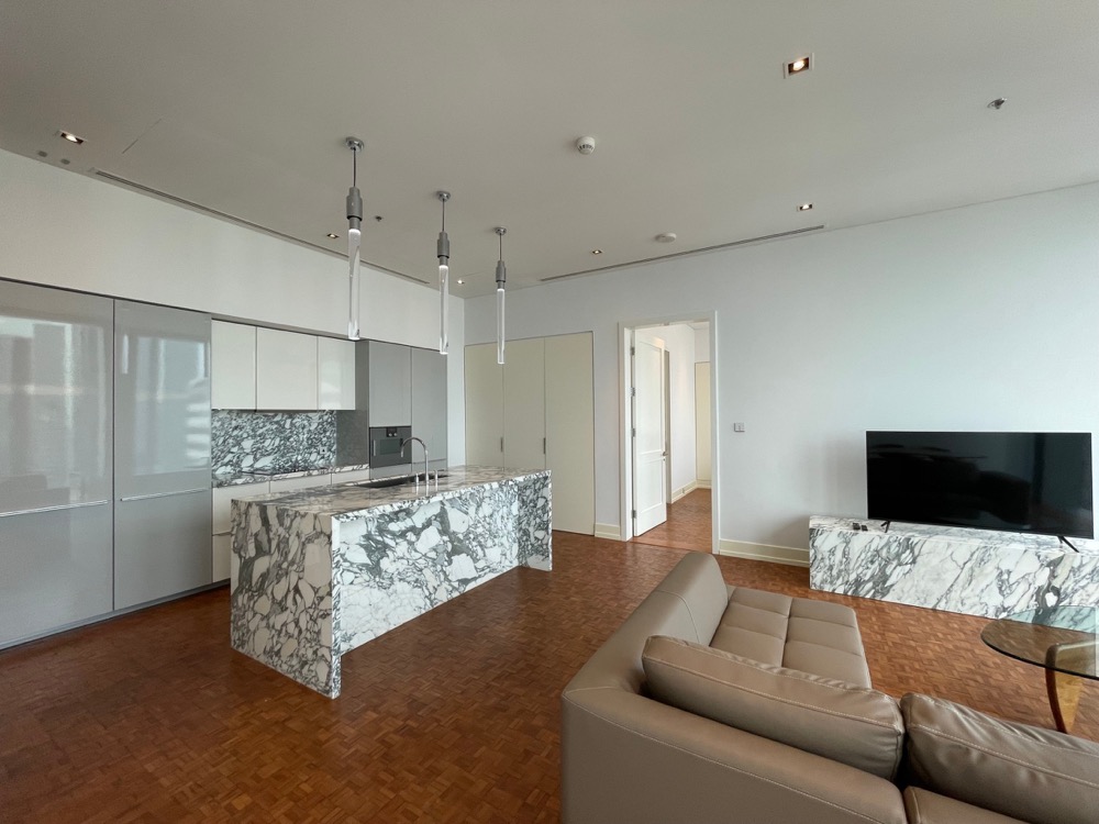 ● High Rise ● 40++ Floor 126.00 sq.m. | 2 beds 2 baths |  near BTS Chong Nonsi 2 mins, King Power Mahanakhon 3 mins, Sathorn Square 4 mins – รูปที่ 2