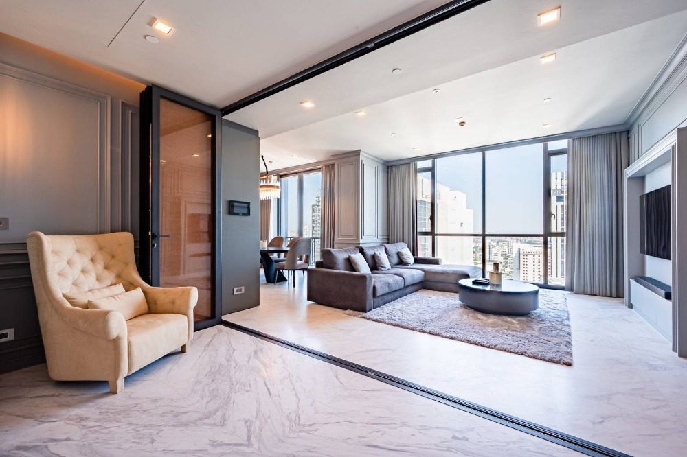 ♦ Luxury style ♦ ชั้น 20+ 125.20 ตร.ม. 2 ห้องนอน | คอนโดใกล้ เจ อเวนิว ทองหล่อ 2 นาที, BTS ทองหล่อ 5 นาที, ดองกิ มอลล์ 7 นาที – รูปที่ 4