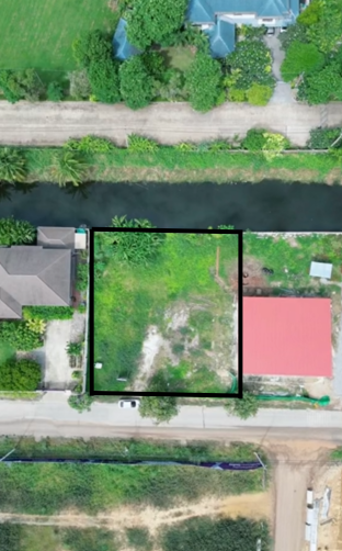 Land for sale, next to commercial area, Phutthamonthon, Salaya, next to the road. Land for sale, next to commercial area, Phutthamonthon, Salaya, next to the road.