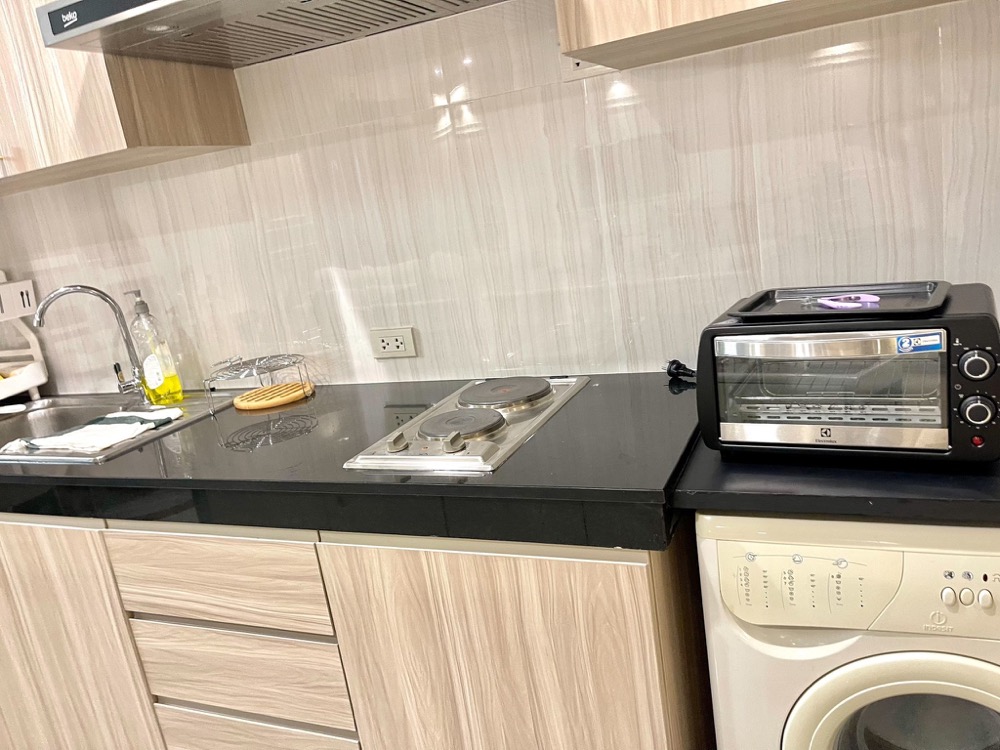 ♦ Modern Luxury ♦ Penthouse ชั้น 30+ 168 ตร.ม. | 3 ห้องนอน ตกแต่งครบ | มี Sky walk ถึง BTS ทองหล่อ, เมเจอร์ ซีนีเพล็กซ์ สุขุมวิท 2 นาที, BTS เอกมัย 2 นาที, โรงพยาบาลสุขุมวิท 5 นาที – รูปที่ 3
