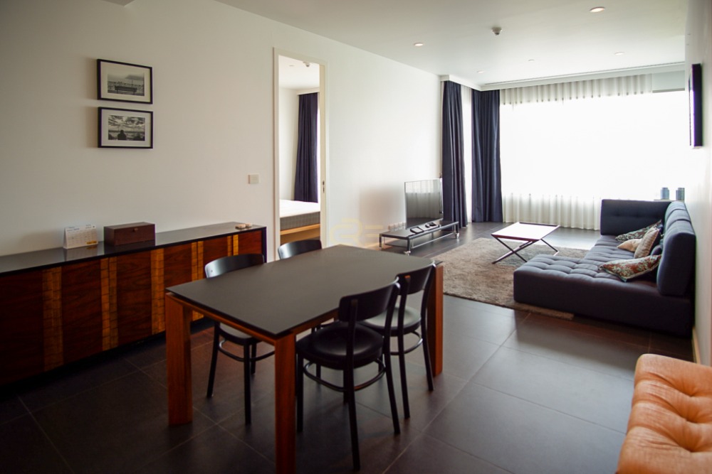 2 Beds Unit for Sale Facing Polo Club!