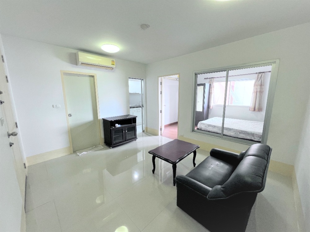 Condo for sale The Seasons Srinakarin Theparak Bangna Samut Prakan 38 sq m. Condo for sale The Seasons Srinakarin Theparak Bangna Samut Prakan 38 sq m.