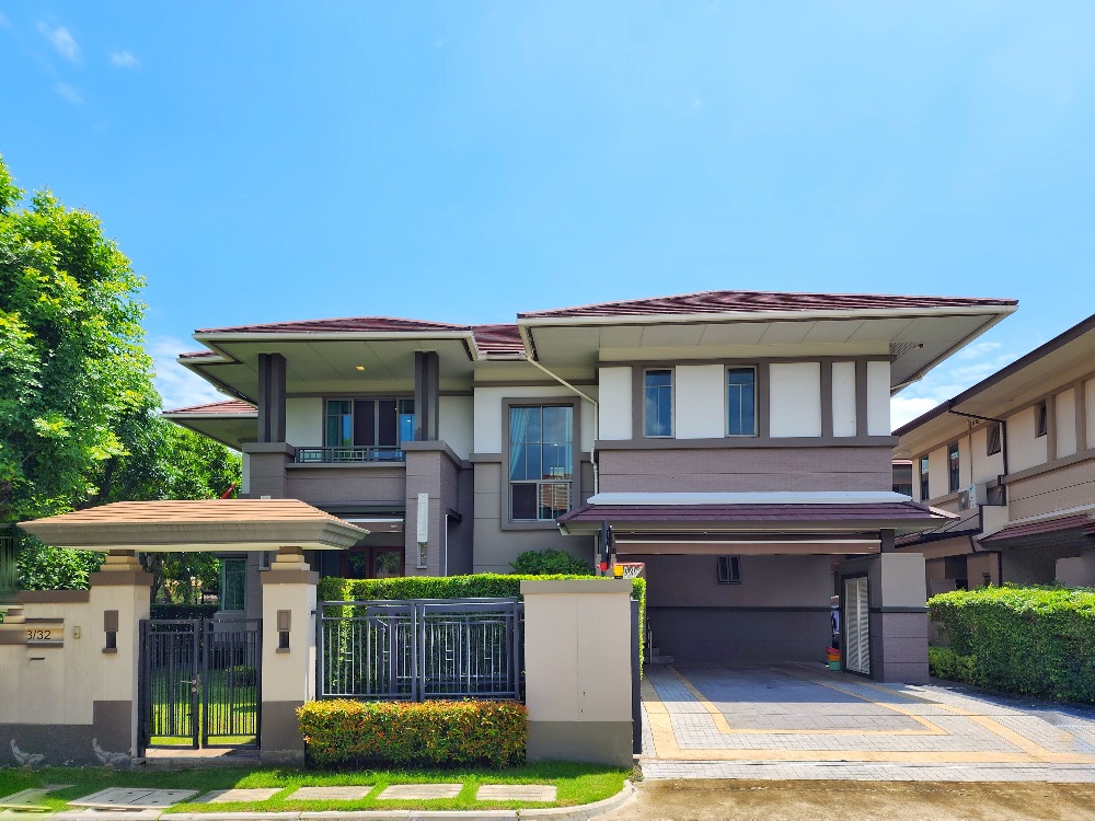 Sell ​​Narasiri Pinklao-Sai 1 Convert the corner of the garden, decorated with 110 square meters. 294 sqm. Ready to move in.