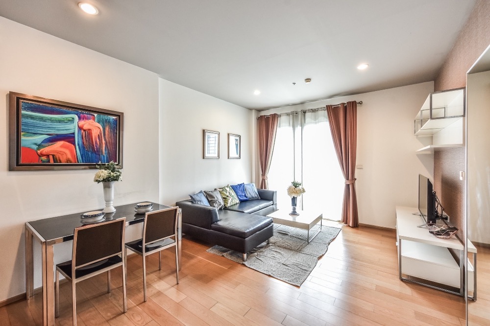 for renr Hive sathorn 1 bed super deal ❤️🌈