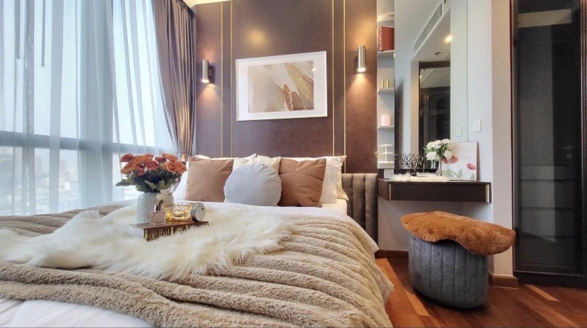 Wish Signature : 35sq m, 20 th floor, One bedroom, 400 meters walk to Paragon, BTS Phaya Thai, near BTS Ratchathewi, only 300 meters., private lift, city view