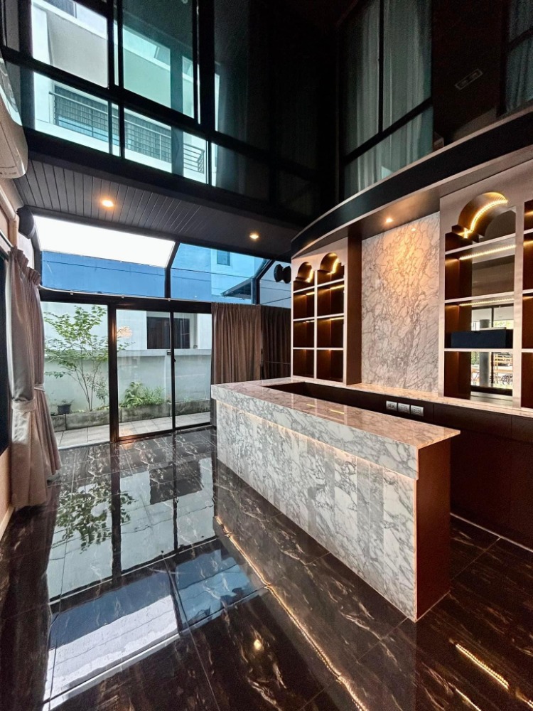 ● Ready to move in ● บ้านเดี่ยว 3 ชั้น Type L 60.3 ตร.ว. 400 ตร.ม. | 4 ห้องนอน 3 ที่จอดรถ | ใกล้ โรงพยาบาลนวเวช 3 นาที, บุญถาวร 4 นาที, เดอะคริสตัล เอกมัย-รามอินทรา 9 นาที – รูปที่ 3