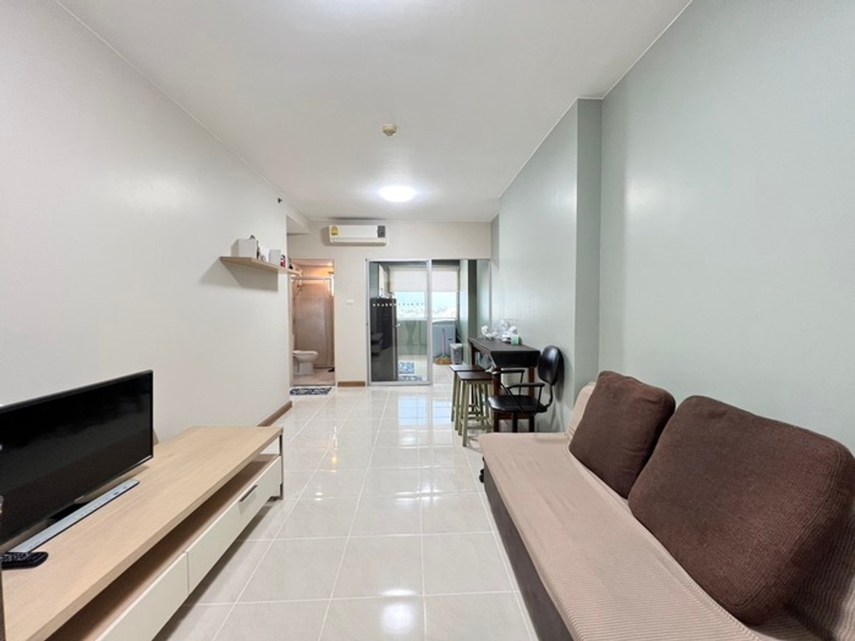Urgent sale!! Special price, beautiful room, Supalai Park Khaerai Ngamwongwan Condo, Studio size 31 sq m, with furniture, price 1.55 million baht (cheapest)