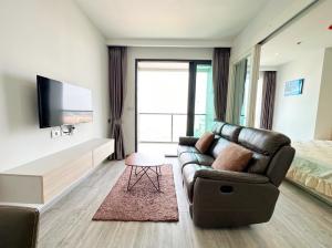 For sale, Aeras, Pattaya, Jomtien, 2 bedrooms, 48 sqm., corner room, 18th floor, fully-furnished, sea view, next to the beach.
