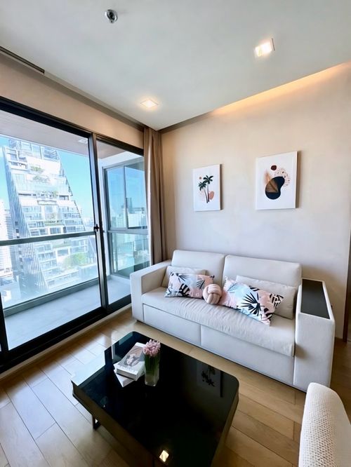 For rent 2 Bd. Condo Full Fur : The Address Sathorn (Soi Sathorn 12) BTS Saint Louis