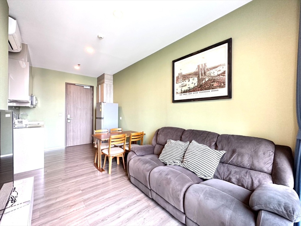 Condo for RENT *** Whizdom Essence *** High floor room, nice, city view 20+ @22,000 Baht Condo for RENT *** Whizdom Essence *** High floor room, nice, city view 20+ @22,000 Baht