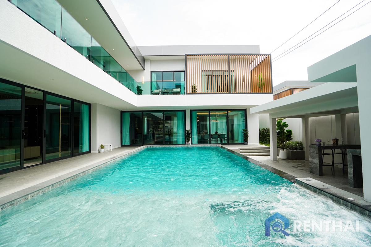 For sale house 6 bedrooms at Jomtien For sale house 6 bedrooms at Jomtien