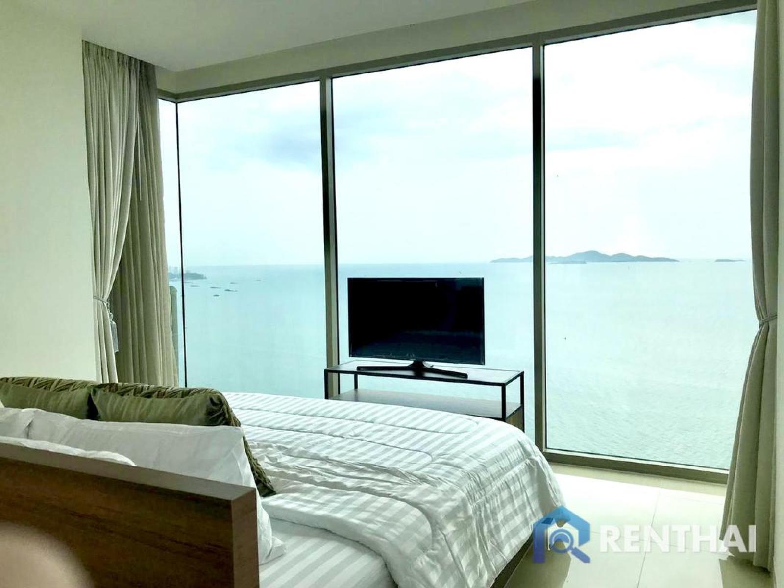 For sale condo 2 bedrooms at The Riviera Wongamat