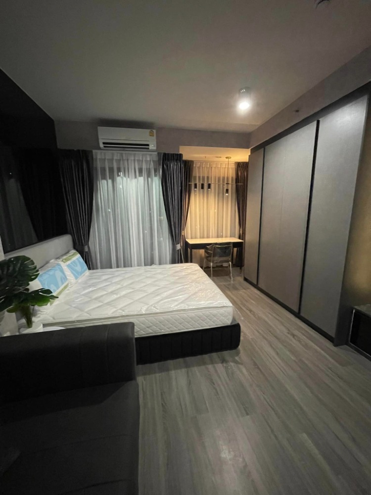 Condo for rent IDEO Chula - Samyan 28.5 sq m., city view, complete furniture and electrical appliances.