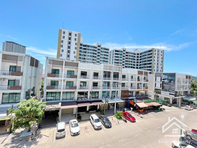 Commercial building for rent, prime location, near Assumption College Sriracha. Suitable for business Commercial building for rent, prime location, near Assumption College Sriracha. Suitable for business