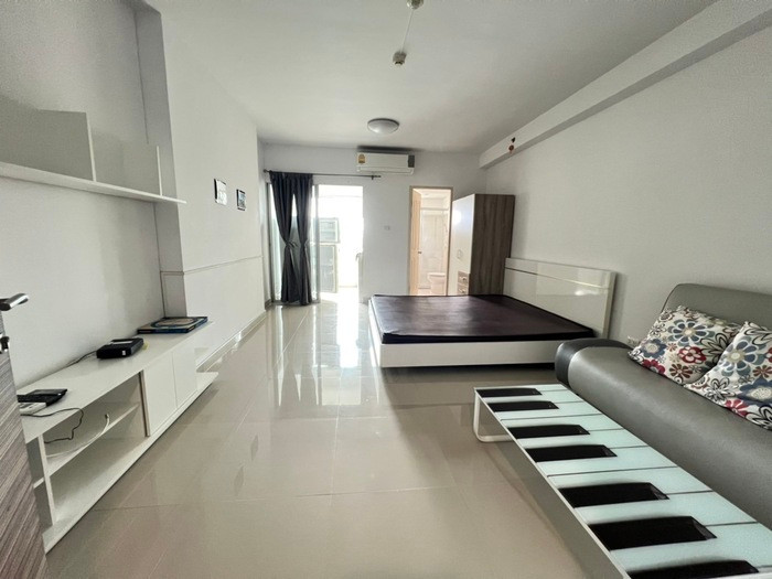 Condo for rent, Supalai Park Khaerai Ngamwongwan / 1 bedroom, 46 sq m, price only 8,000 baht, with furniture + washing machine. Condo for rent, Supalai Park Khaerai Ngamwongwan / 1 bedroom, 46 sq m, price only 8,000 baht, with furniture + washing machine.
