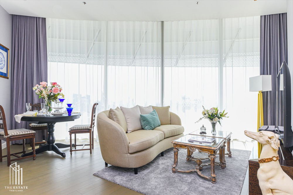 Condo for SALE Magnolias Ratchadamri Boulevard, high floor 20+, corner room, panoramic view, this location is hard to find @20.94 MB All in