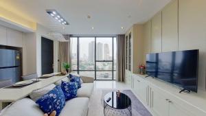 For Rent📍the bangkok sathorn🛀1 b 1 b 📞0639399665