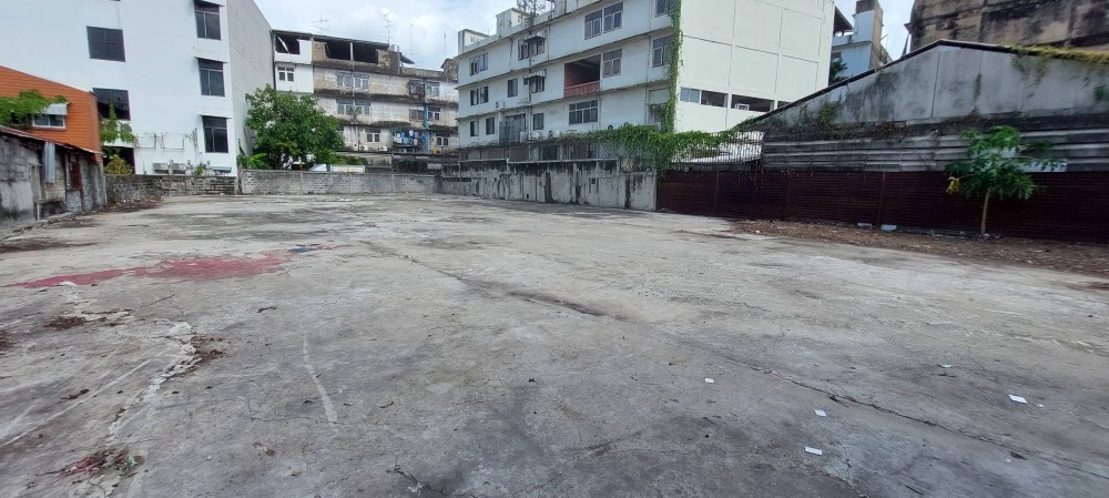 ที่ดินคลองเตยให้เช่า (293 ตรว.) (50x23.5 ตรม.) พื้นที่ให้เช่าติดถนน พื้นที่ว่างคลองเตย – รูปที่ 3