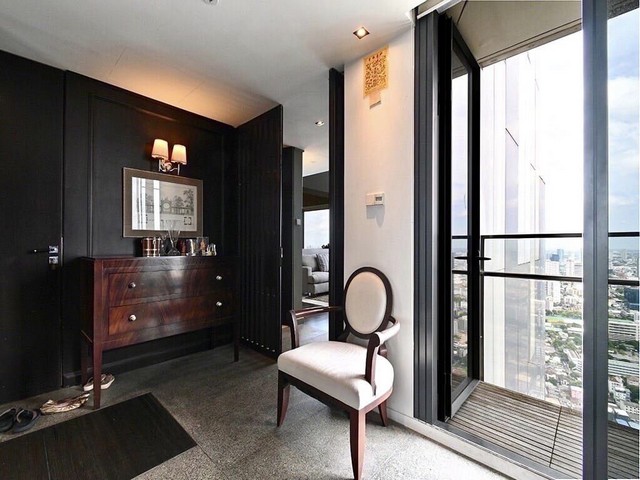 ให้เช่า The Met Condominium ถนนสาทรใต้ Duplex ชั้น 54-55 ตึก D พื้นที่ 366 ตร.ม 4 Beds 5 Baths Fully Furnished ด้วยเฟอร์นิเจอร์ชนินทร์ – รูปที่ 2
