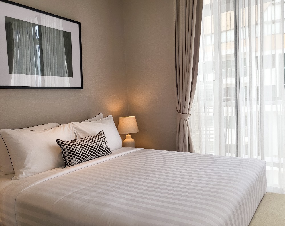 ✅ Condo for rent at Park 24, One Bedroom 56sqm. Nearby BTS Phrom Phong with shutter bus every 15mins, (Service residence by Hampton) FREE Wi-Fi