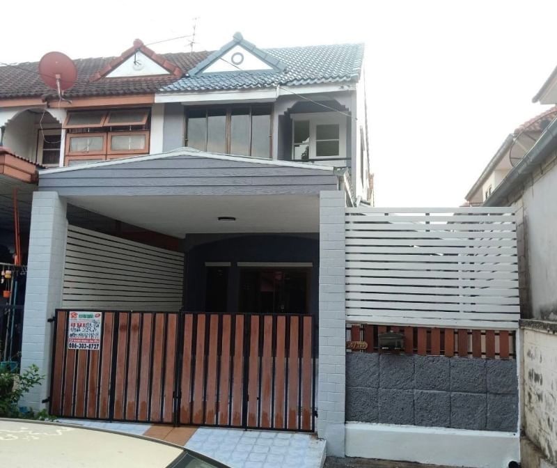 ขายถูก ทาวน์เฮ้าส์ 2 ชั้น 28 ตร.วา หมู่บ้านสุภาวัลย์ ซ.หทัยราษฎร์ 6 บ้านมี 3 นอน 2 ห้องน้ำ ขายถูก ทาวน์เฮ้าส์ 2 ชั้น 28 ตร.วา หมู่บ้านสุภาวัลย์ ซ.หทัยราษฎร์ 6 บ้านมี 3 นอน 2 ห้องน้ำ