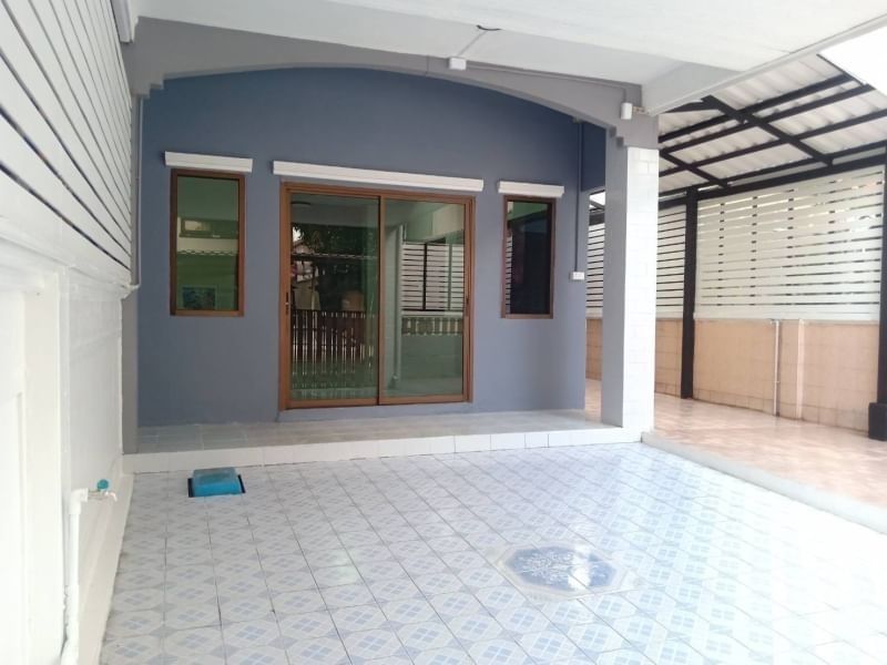 ขายถูก ทาวน์เฮ้าส์ 2 ชั้น 28 ตร.วา หมู่บ้านสุภาวัลย์ ซ.หทัยราษฎร์ 6  บ้านมี 3 นอน  2 ห้องน้ำ – รูปที่ 3