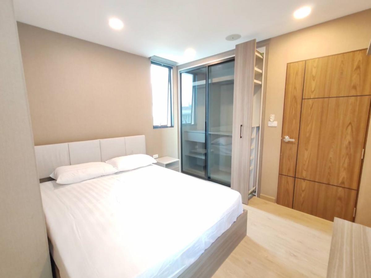 For Sale/Rent 2ห้องนอน  44ตร.ม.ห้องมุม  หายากห้องใหญ่สุดในชั้น วิวสระ Layout พิเศษ 