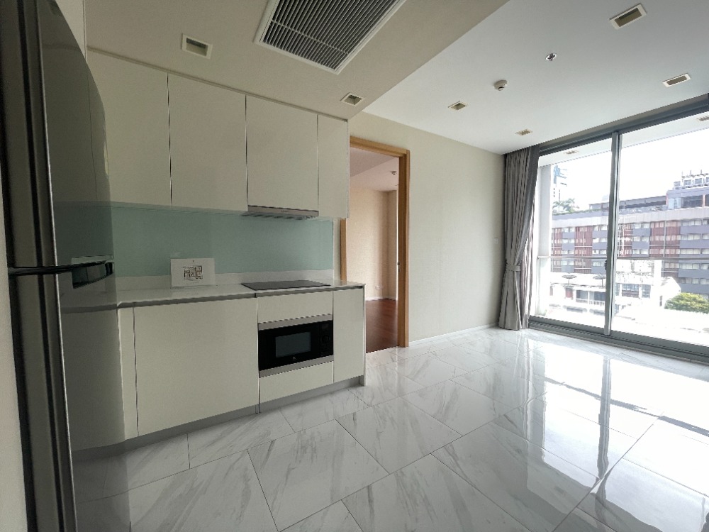 “Very high rental yield“ Hyde Sukhumvit 11 special promotion 2 bedrooms 2 bathrooms 52.4 Sqm “Very high rental yield“ Hyde Sukhumvit 11 special promotion 2 bedrooms 2 bathrooms 52.4 Sqm