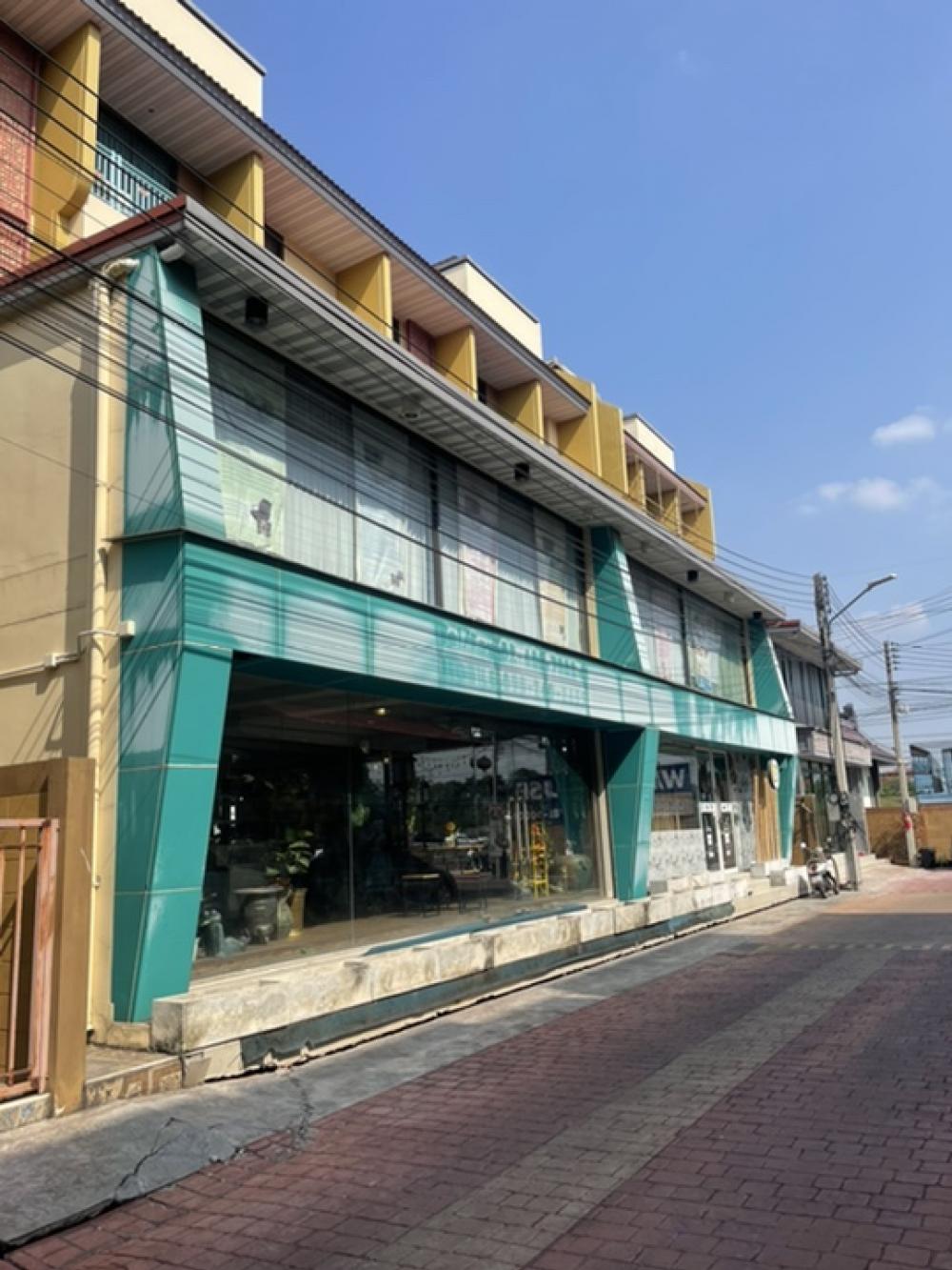 ขายด่วน!โครงการไชน่าทาวน์ ศาลยา อาคารสำนักงาน 4 ชั้น 107 ตรว.ติดถนน2 ด้าน เหมาะโชว์รูม สำนักงาน ขายด่วน!โครงการไชน่าทาวน์ ศาลยา อาคารสำนักงาน 4 ชั้น 107 ตรว.ติดถนน2 ด้าน เหมาะโชว์รูม สำนักงาน