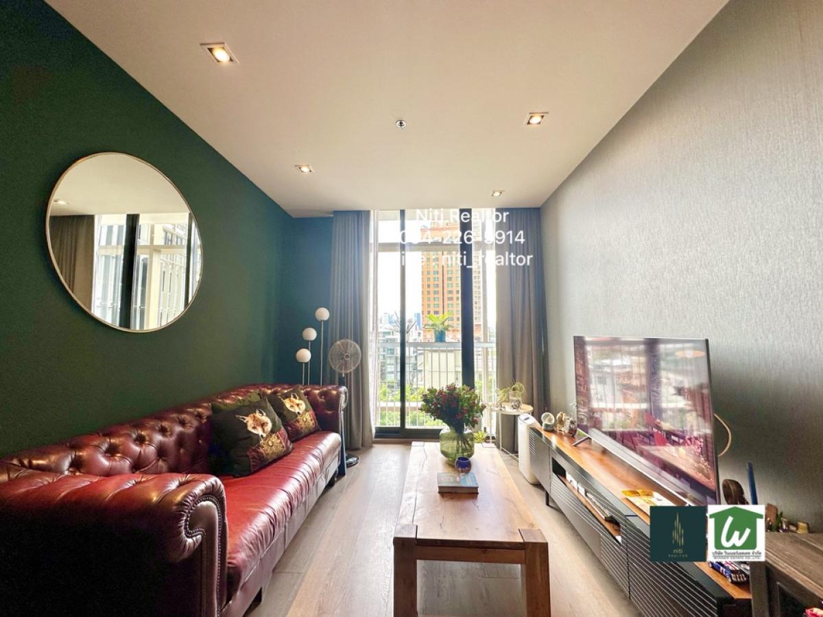 Good price, corner room, beautifully decorated, Versace brand wallpaper, never rented out, 2 bedrooms, ready to move in, near BTS Phrom Phong. Good price, corner room, beautifully decorated, Versace brand wallpaper, never rented out, 2 bedrooms, ready to move in, near BTS Phrom Phong.