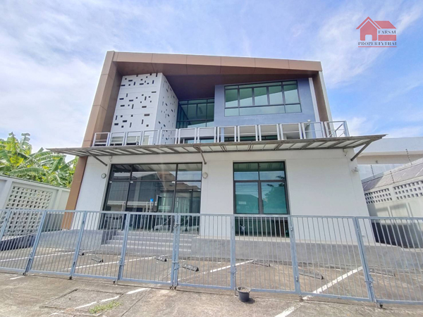 ให้เช่าบ้านอาคารสำนักงาน 3 ชั้น (สร้างใหม่)เนื้อที่ 141 ตารางวา พื้นที่ใช้สอย 940 ตารางเมตร ติดแอร์ให้ใหม่ทุกชั้น กล้องวงจรปิด ถนน ศรีนครินทร์ ใกล้ห้างพาราไดซ์  ราคาเช่า 200,000 บ/ด – รูปที่ 2