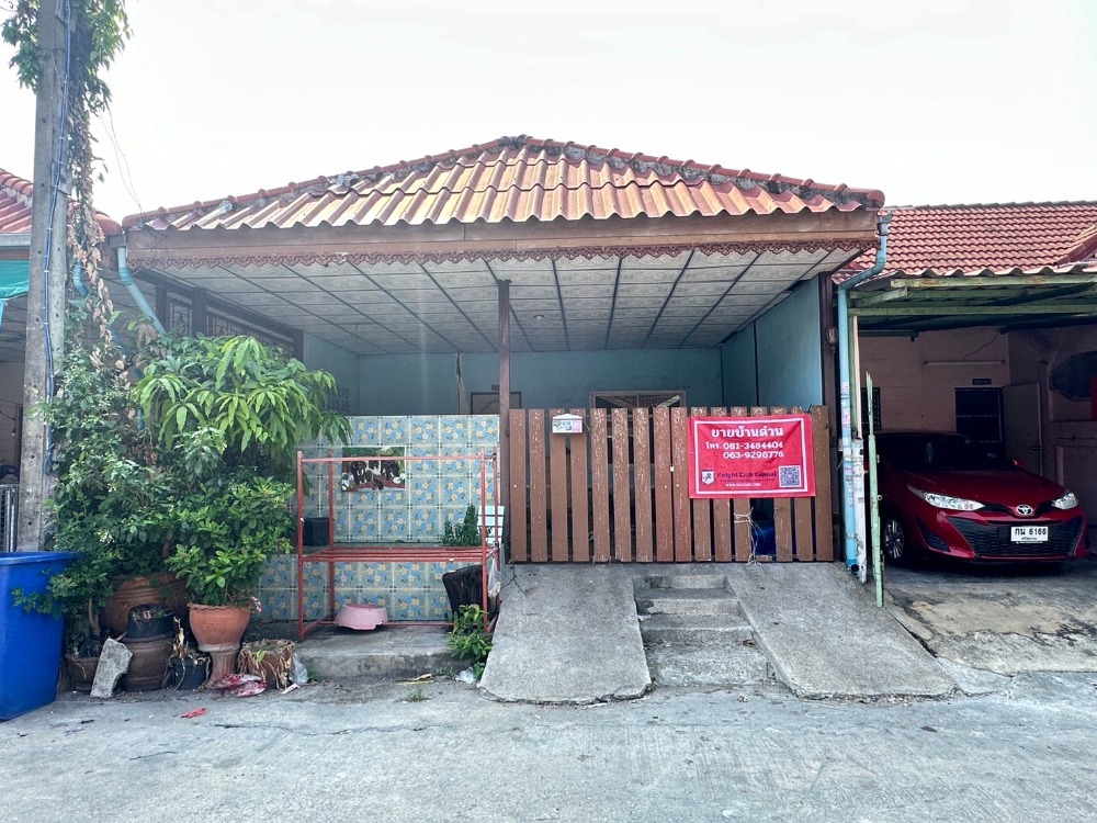 Urgent sale, Tharadol Village. Urgent sale, Tharadol Village.