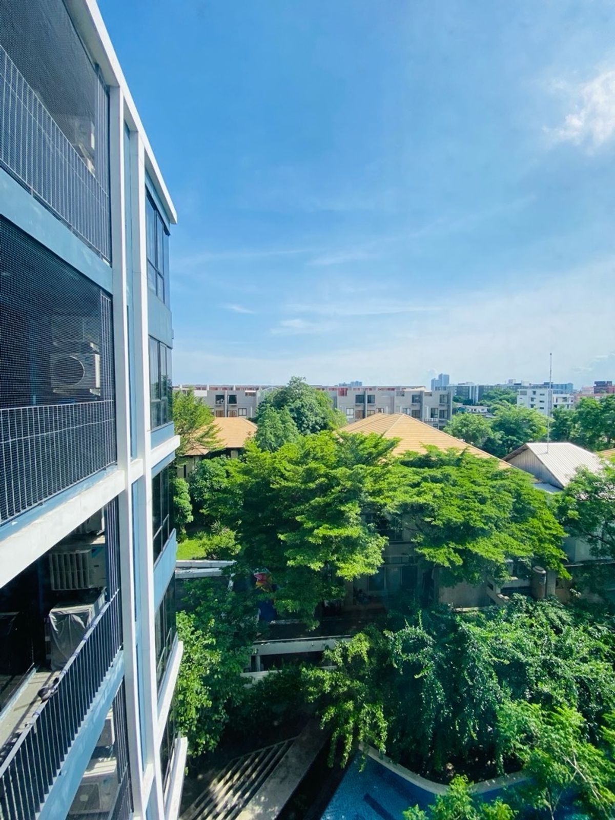เวรี่ลาซาล ขายคอนโด  64 ตรม. ที่จอดรถฟิค Very Lasalle Condo – 2 ห้องนอน 2 ห้องน้ำ ขนาดใหญ่