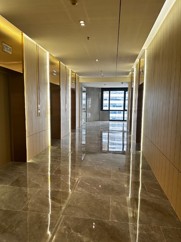 💥{FOR RENT} 💥Office Grand A; BTS Chongnonsi Station NEW Renovated 100 sq.m.