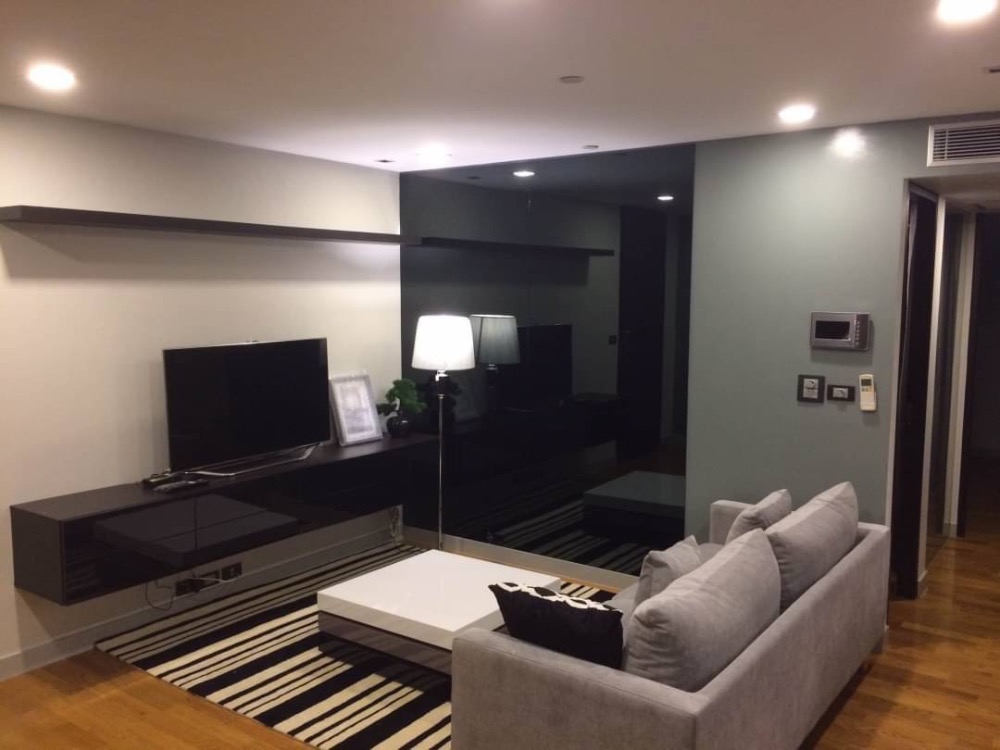 FOR SELL OR RENT 💕 QUAD SILOM BTS 📌 CHONGNONSI NEW DECORATION     📱    🍁    0  8  1     9   1   9       5    0   6   9         🍁                 – รูปที่ 4