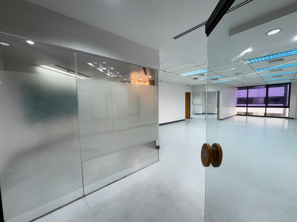 📌{FOR RENT} 📌 Office Grade A connect to BTS Chongnonsi Station; 161 sq.m. 📌{FOR RENT} 📌 Office Grade A connect to BTS Chongnonsi Station; 161 sq.m.