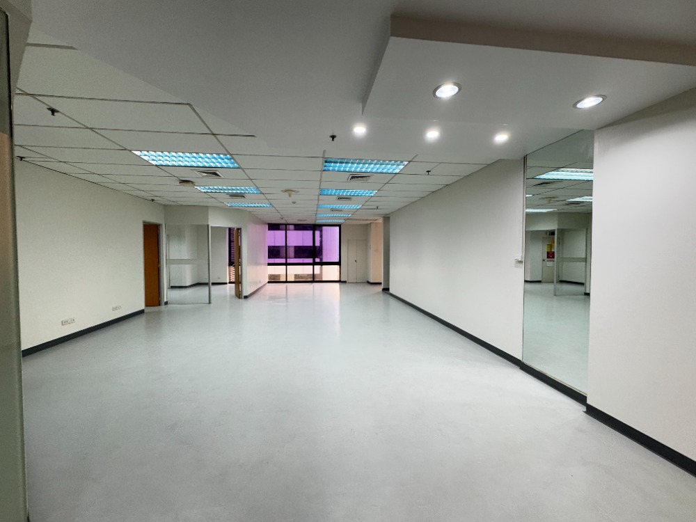 📌{FOR RENT} 📌 Office Grade A connect to BTS Chongnonsi Station; 161 sq.m. – รูปที่ 2