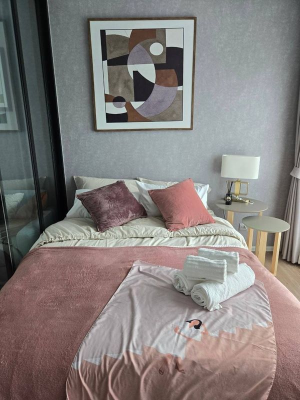 rent ★Modiz Sukhumvit50 ♦ Room size 25 sq m. ♦ 2th floor ♦ Beautiful built-in Fully furnished, ready to move in, newly decorated room♦ Complete with electrical appliances, just drag your bags and move in.