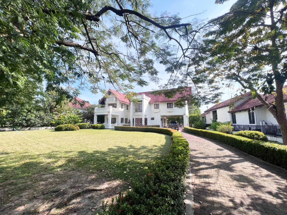 Lakeside Villa 1 for rent Lakeside Villa 1 for rent