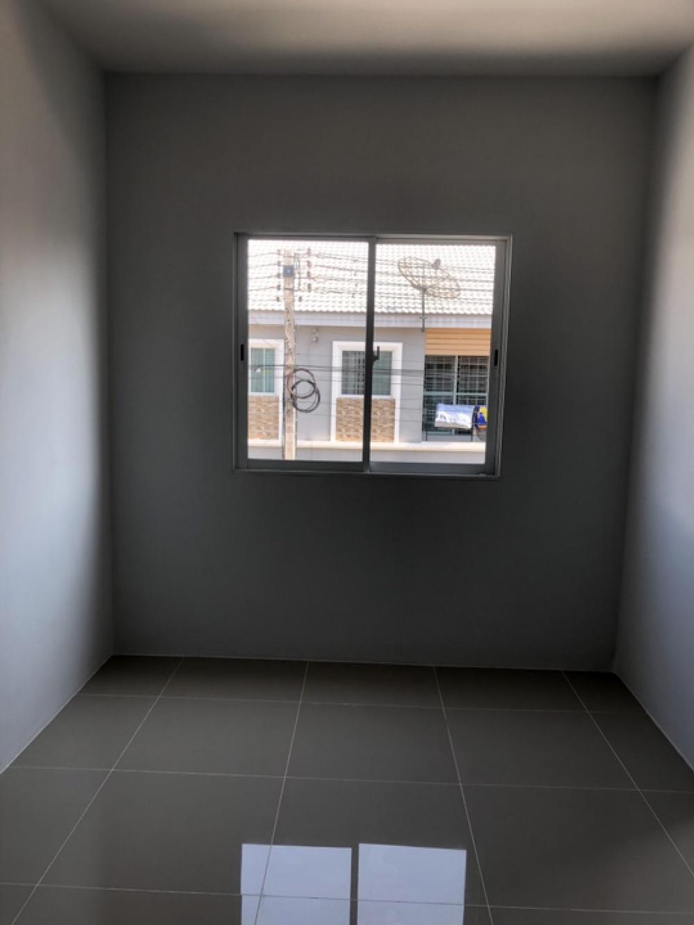 3 bedrooms, 2 bathrooms — Phanthai Norasing, Wisesuk Nakhon Village – รูปที่ 3