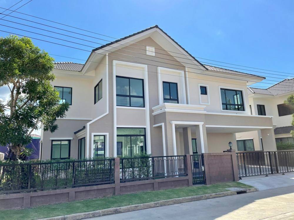 ● Unfurnished ● 2 storey Single house, 72.5 sq.w. | 4 beds, 3 parking | Near Big C Sukhaphiban 11 mins., Synphaet Hospital Ramintra 15 mins.