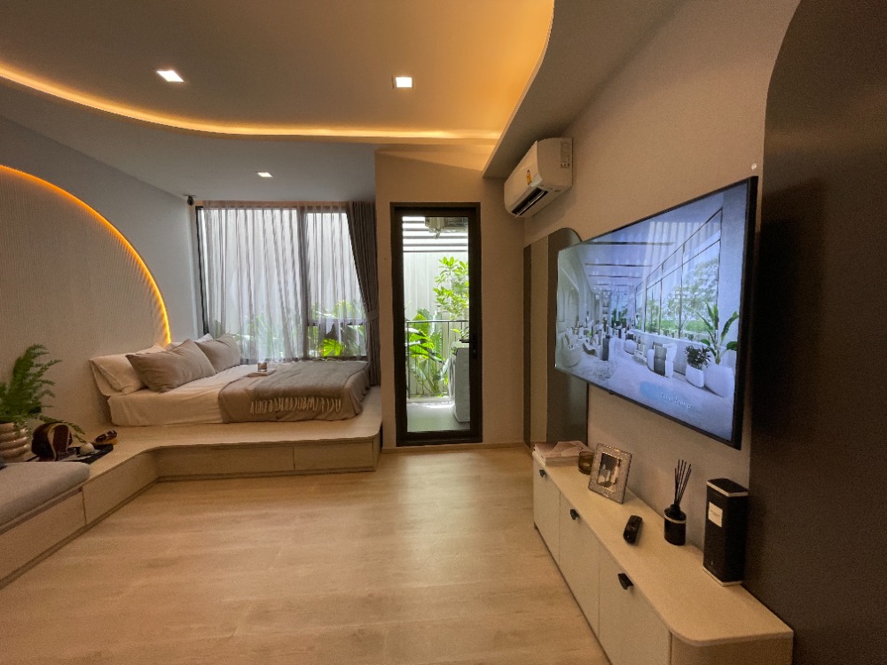 ขายคอนโด เรฟเฟอเรนซ์ สาทร – วงเวียนใหญ่ ชั้น 7 พื้นที่ใช้สอย 25.25 ตร.ม. ห้องสตูดิโอ 1 ห้องน้ำ  เดินทางสะดวกใกล้ BTS สถานี วงเวียนใหญ่ เพียง 130 ม. และThe Mall ท่าพระ / ICONSIAM / King Power มหานคร
