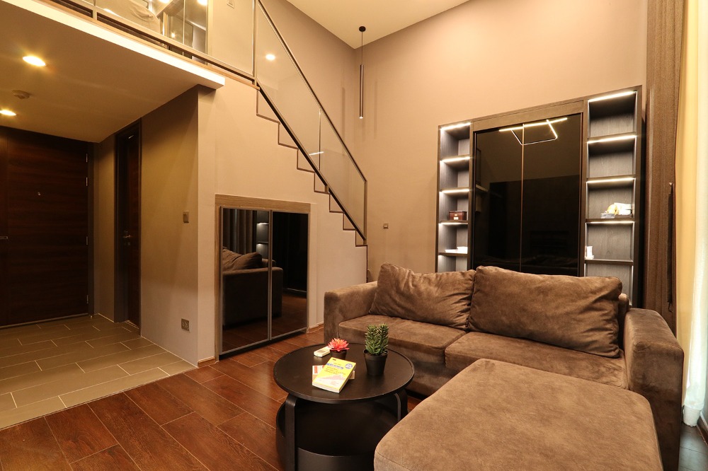 C Ekkamai for sale C Ekkamai Loft Duplex 1 Bedroom Loft 2 floors | Free transfer | Near BTS Ekkamai | Rare Unit ready to move in