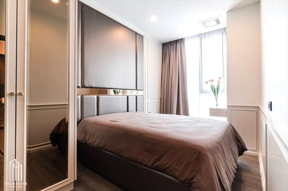 For sale Whizdom Essence 2 bedrooms, wide-fronted room layout, high floor, south-facing, open view @ 9.00 MB