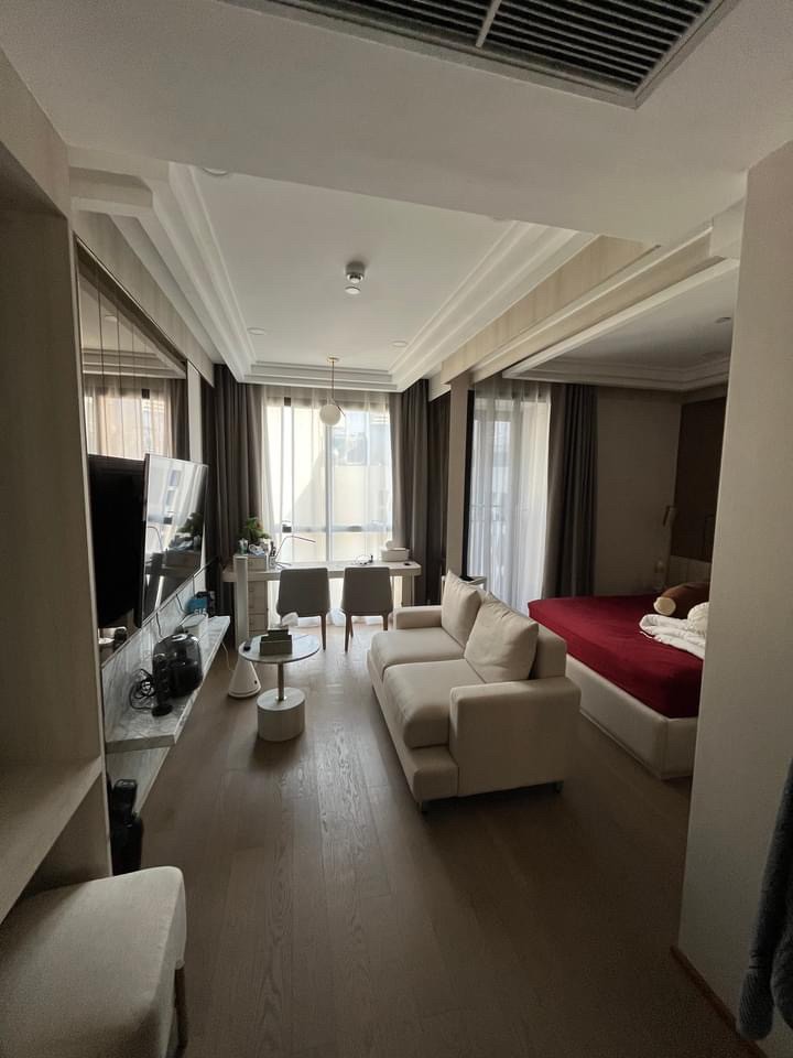 ★ Ashton Chula-Silom ★32 sq m., 10th floor (one bedroom , one bathroom), ★ near Mrt Samyan and Bts Saladaeng ★ opposite Chamchuri Square ★ many amenities ★ Complete electrical appliances