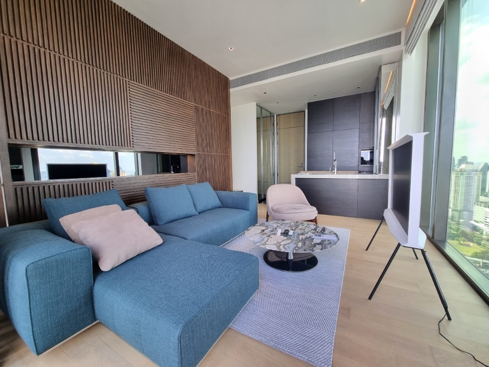 2 bedrooms for rent - high floor. corner unit at 28 Chidlom – รูปที่ 2