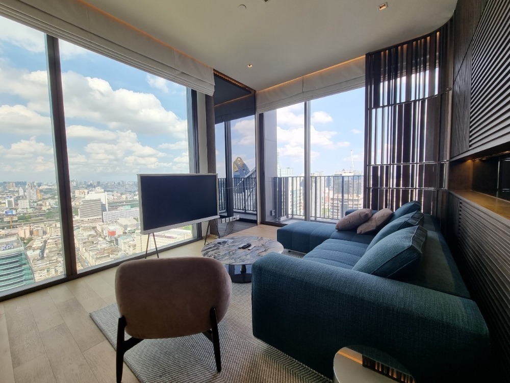 2 bedrooms for rent - high floor. corner unit at 28 Chidlom – รูปที่ 3