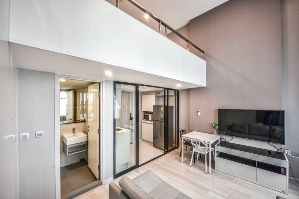 Luxury condo for rent KnightsBridge Prime Sathorn 1 bedroom 600 meters from BTS Chong Nonsi. Luxury condo for rent KnightsBridge Prime Sathorn 1 bedroom 600 meters from BTS Chong Nonsi.