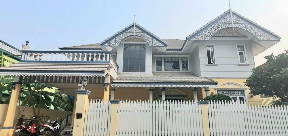 New house for sale, modern vintage style, Ram Intra expressway, Kaset-Nawamin, Soi Nakniwat 48, behind Crystal Park Village, 2nd floor, teak floors in every room New house for sale, modern vintage style, Ram Intra expressway, Kaset-Nawamin, Soi Nakniwat 48, behind Crystal Park Village, 2nd floor, teak floors in every room