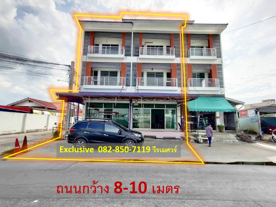 Shophouse for sale, Wat Sriwaree Noi Road, near Hua Chiew University and Suvarnabhumi Airport, area 20.6 sq m, 3 bedrooms, 3 bathrooms, extra garage and backyard addition. Shophouse for sale, Wat Sriwaree Noi Road, near Hua Chiew University and Suvarnabhumi Airport, area 20.6 sq m, 3 bedrooms, 3 bathrooms, extra garage and backyard addition.